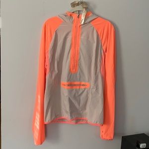 Lululemon Running windbreaker Sz 8
